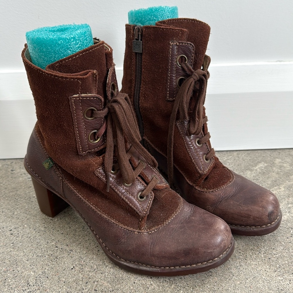 El Naturalista Brown Suede & Leather Lace-Up Heeled Ankle Boots
